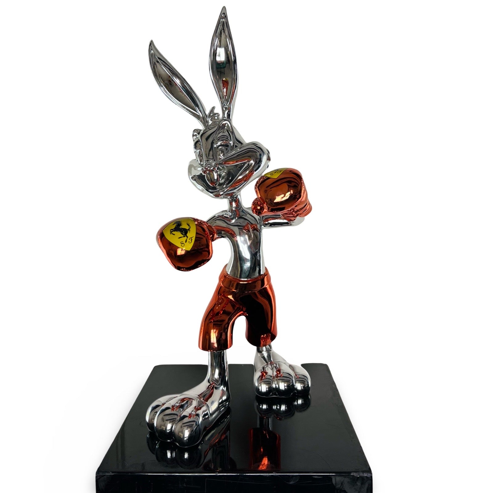 Van Apple K.O. Bunny Ferrari beeld pop art sculpture urban design 
